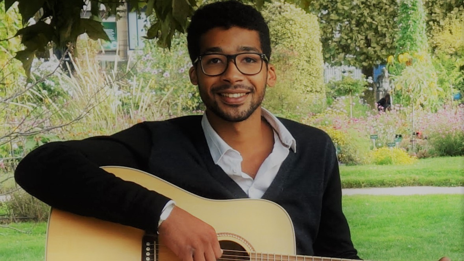 Mickaël Gueye – « Avec la musique, les jeunes gagnent en estime de soi. »