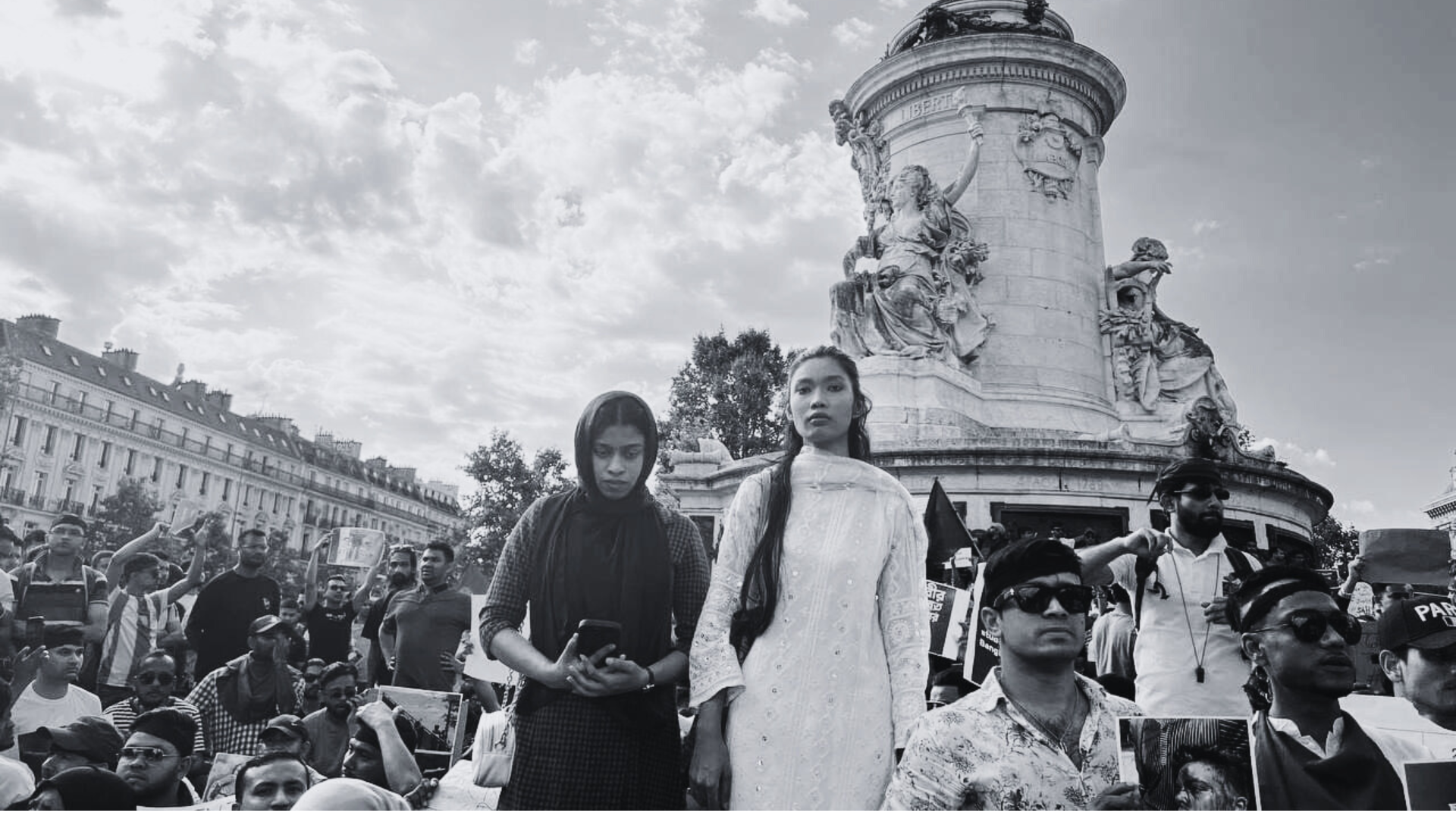 Bangladesh : silence, on tue